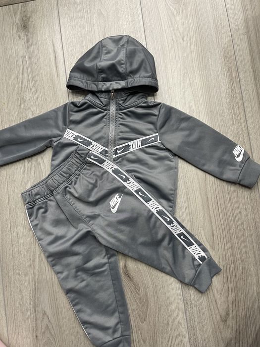 Бебешки екип Nike