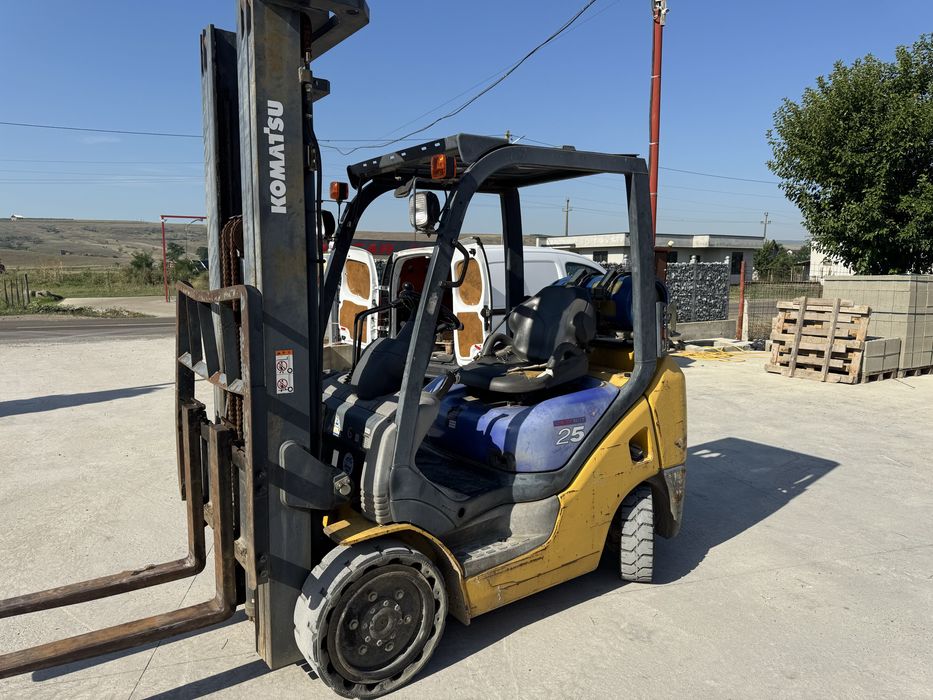 Stivuitor Komatsu FG25 Benzina+GPL