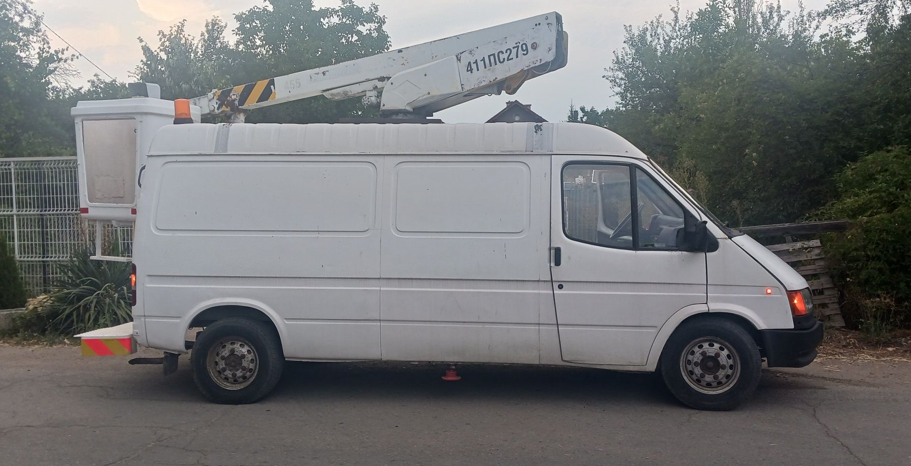 Автовишка Форд Транзит