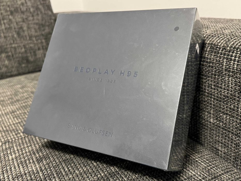 Casti Bang&Olufsen Beoplay H95 Navy sigilate