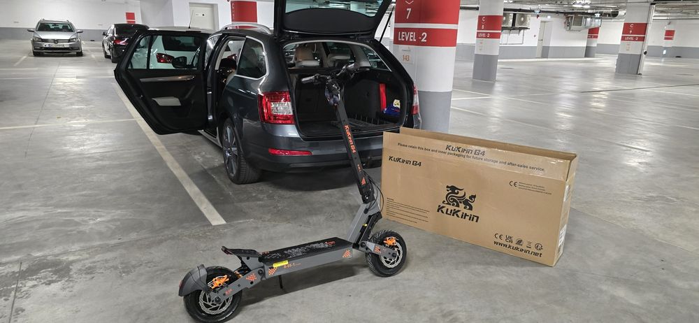 Trotineta electrica KuKirin G4 (2025)
