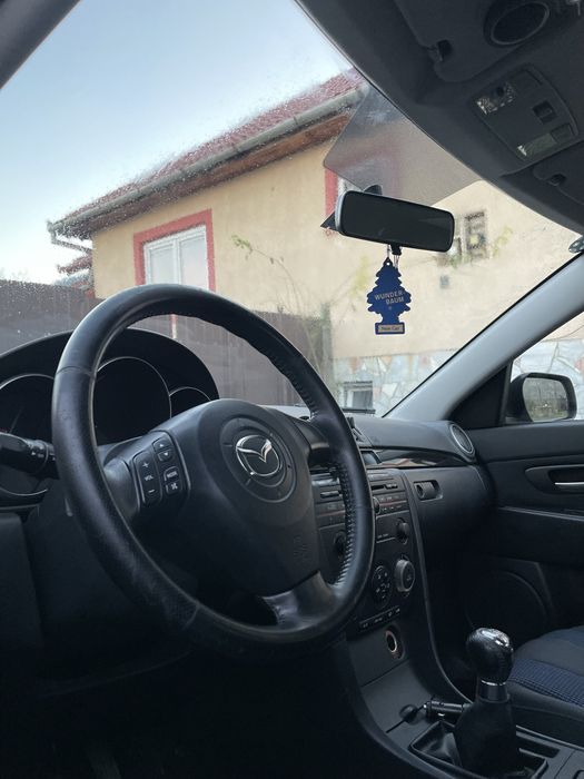 Mazda 3 Hatchback 2004 motor 1.4 benzina