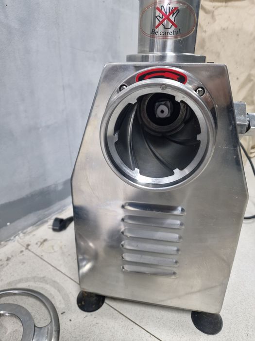 Продаётся Мясорубка