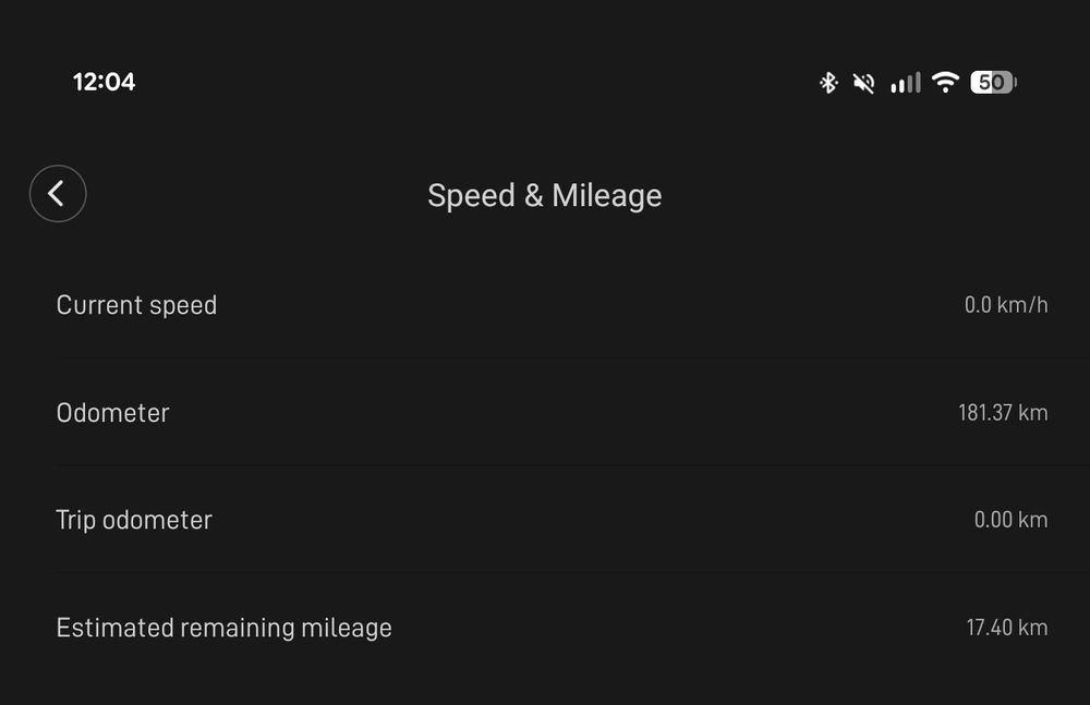 Vând trotineta electrica Xiaomi M365 în stare excepțională