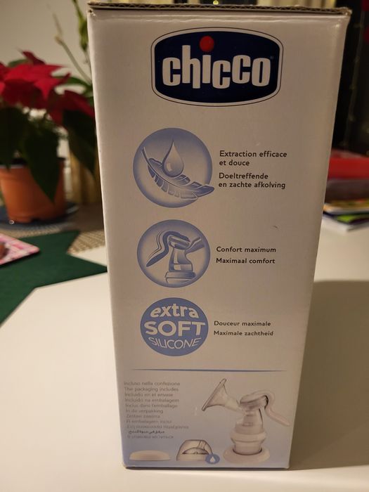 Pompă de sân Chicco "Step Up" cu clapetă și reductor NOUA