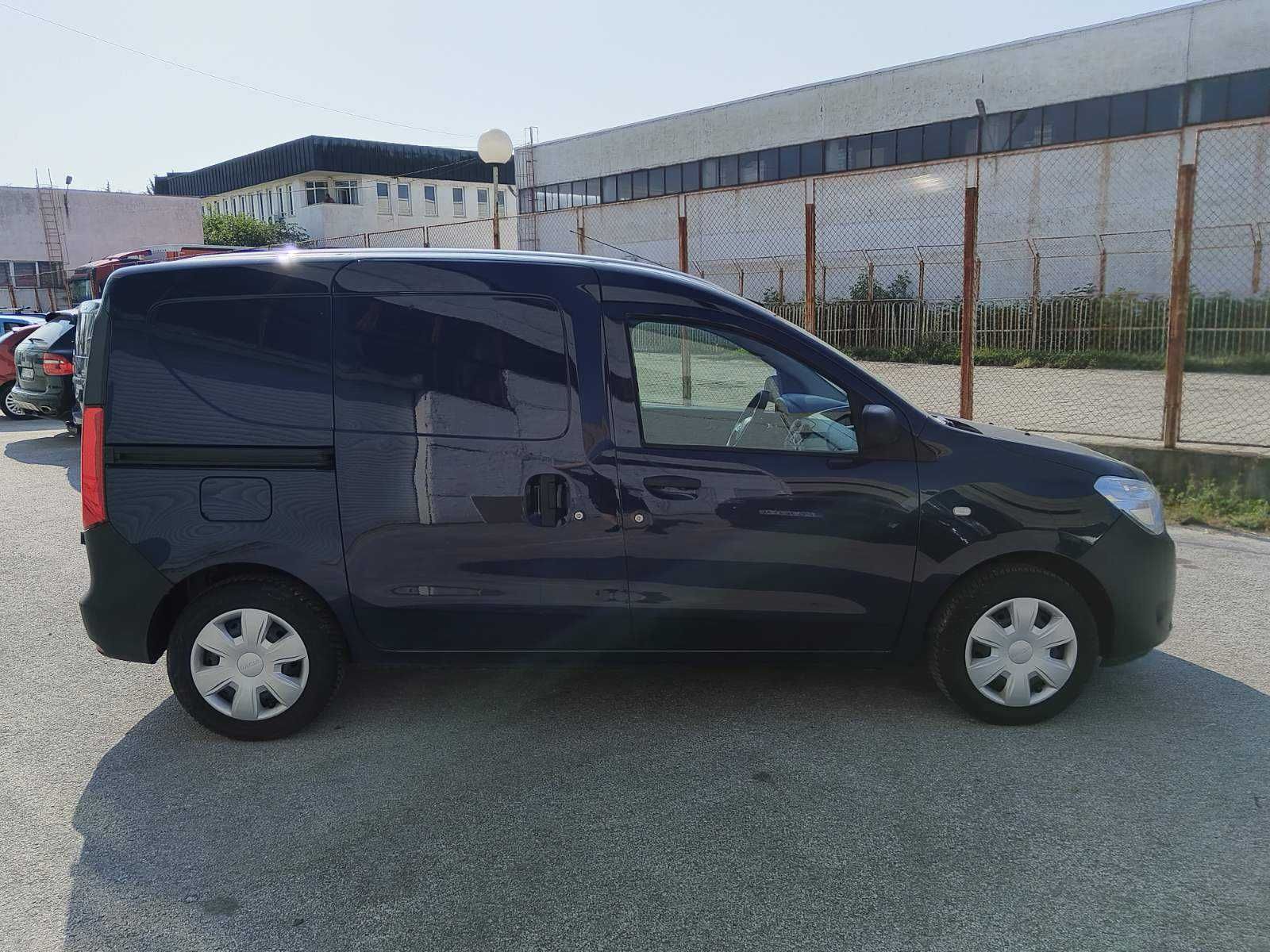 Топ Състояние Dacia Dokker 2018 1.6 SCe 93689 км