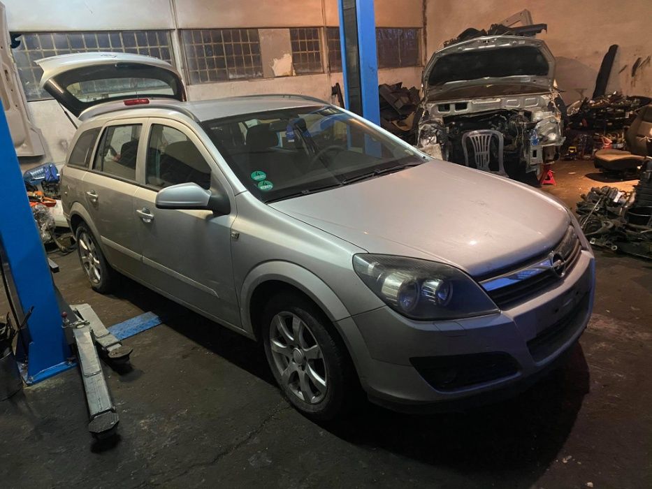 Opel astra H / Опел Астра на части