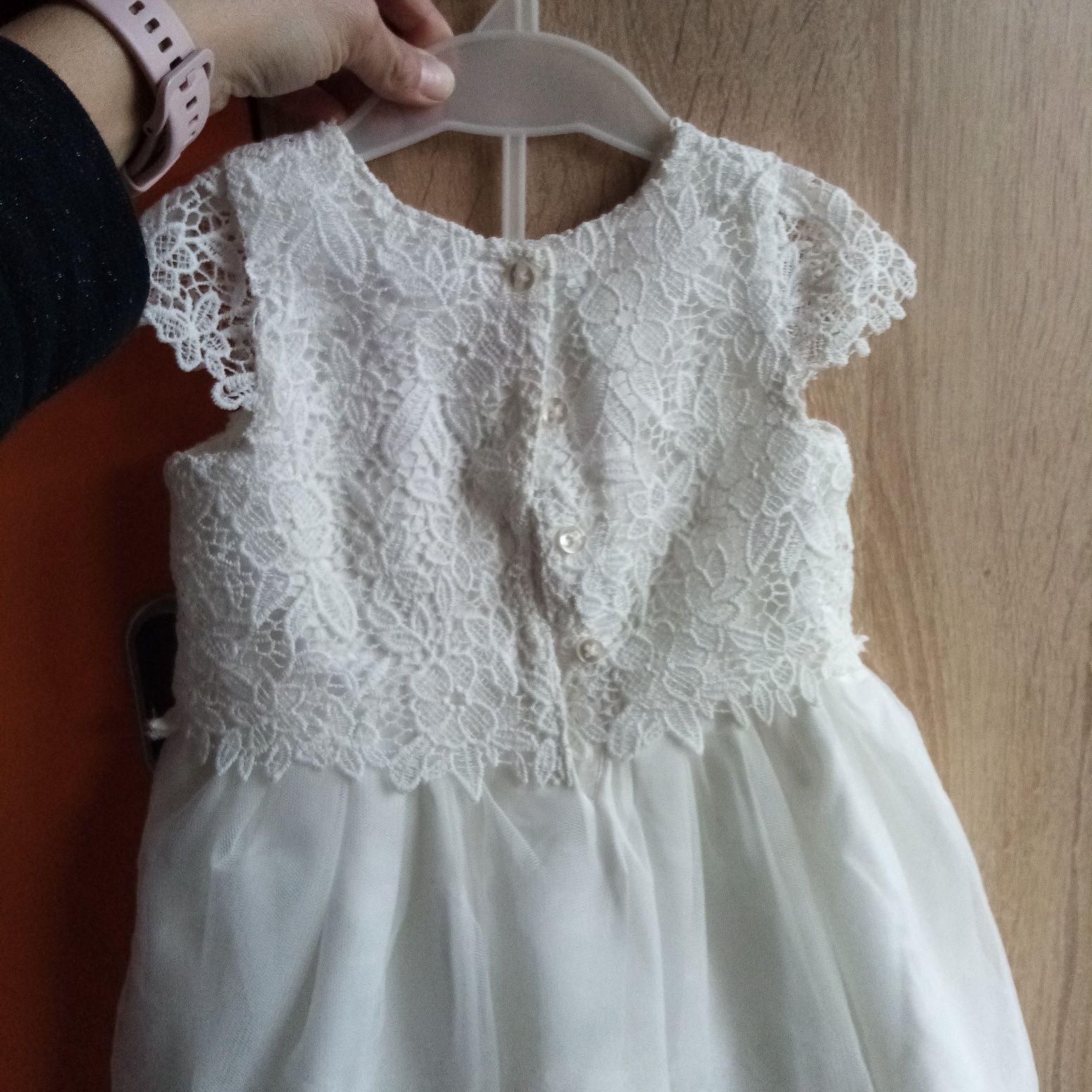 Бяла рокля 80 - 86 р - р