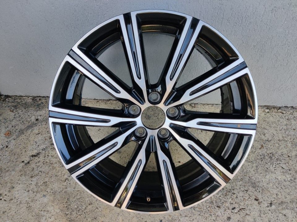 Janta 10 spite 19" Volvo XC60 XC70 XC90 XC40 S90 V90 31423852