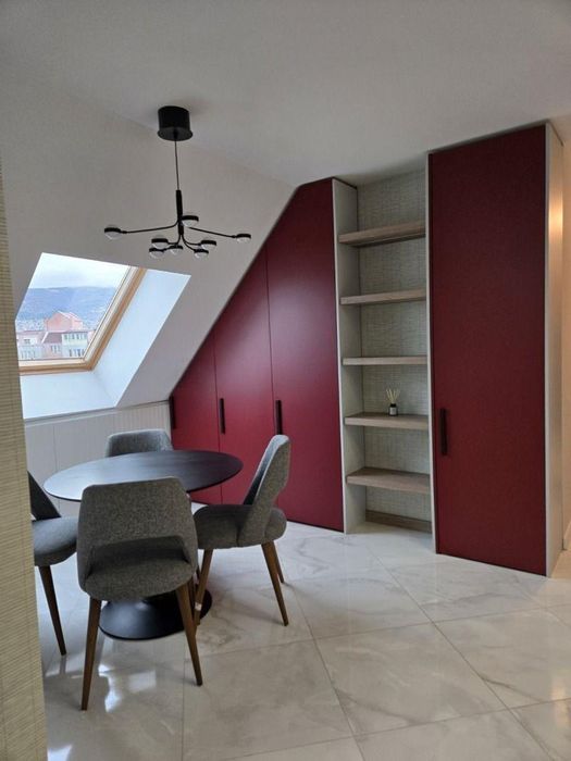 Тристаен апартамент в ж.к. Студентски град.