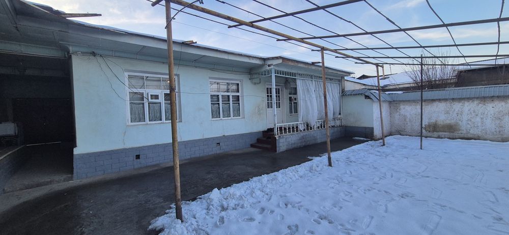 Юнусобод тумани Кулолкургон махалласида торцевой 8 сотих, 7 хона уйи