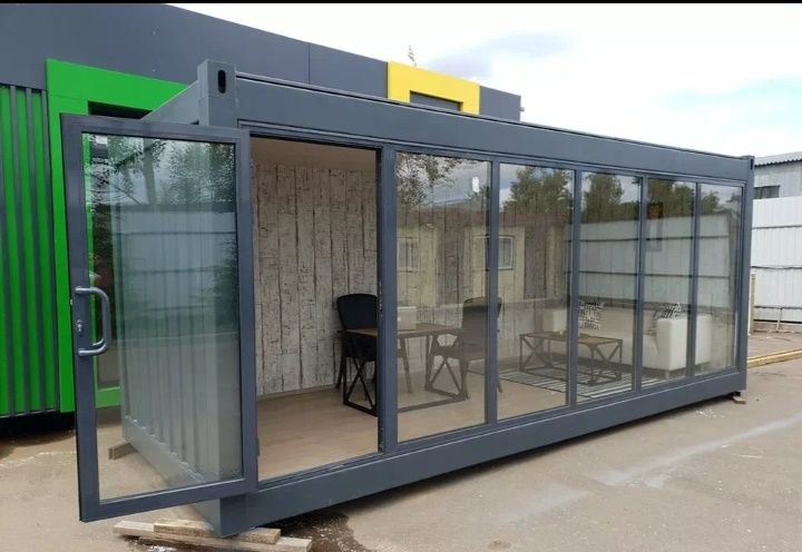 Торговый павильон из контейнера и металлаконструкции