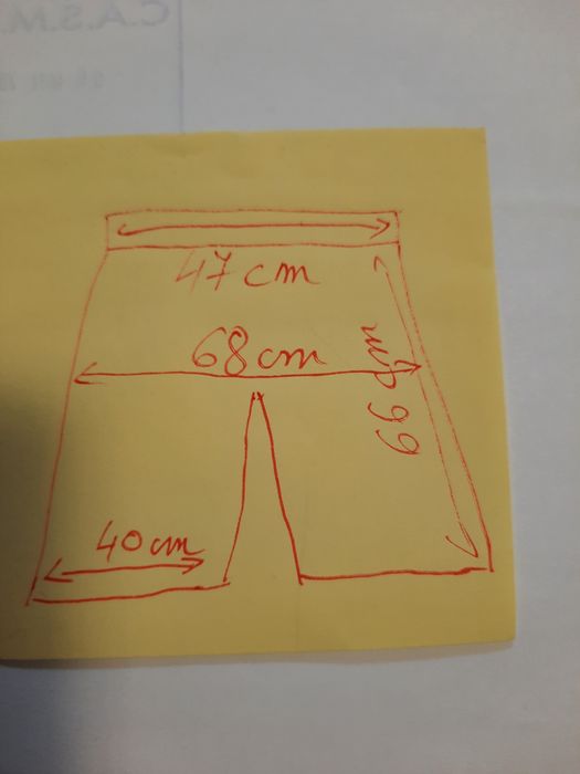 Vand pantaloni scurți dama