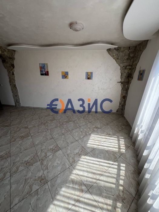 Продава се Двустаен апартамент в к.к. Слънчев бряг - 69 кв.м за 1290 €/кв.м - Снимка #3