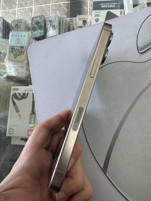 iPhone 16 Pro 128GB Titanium