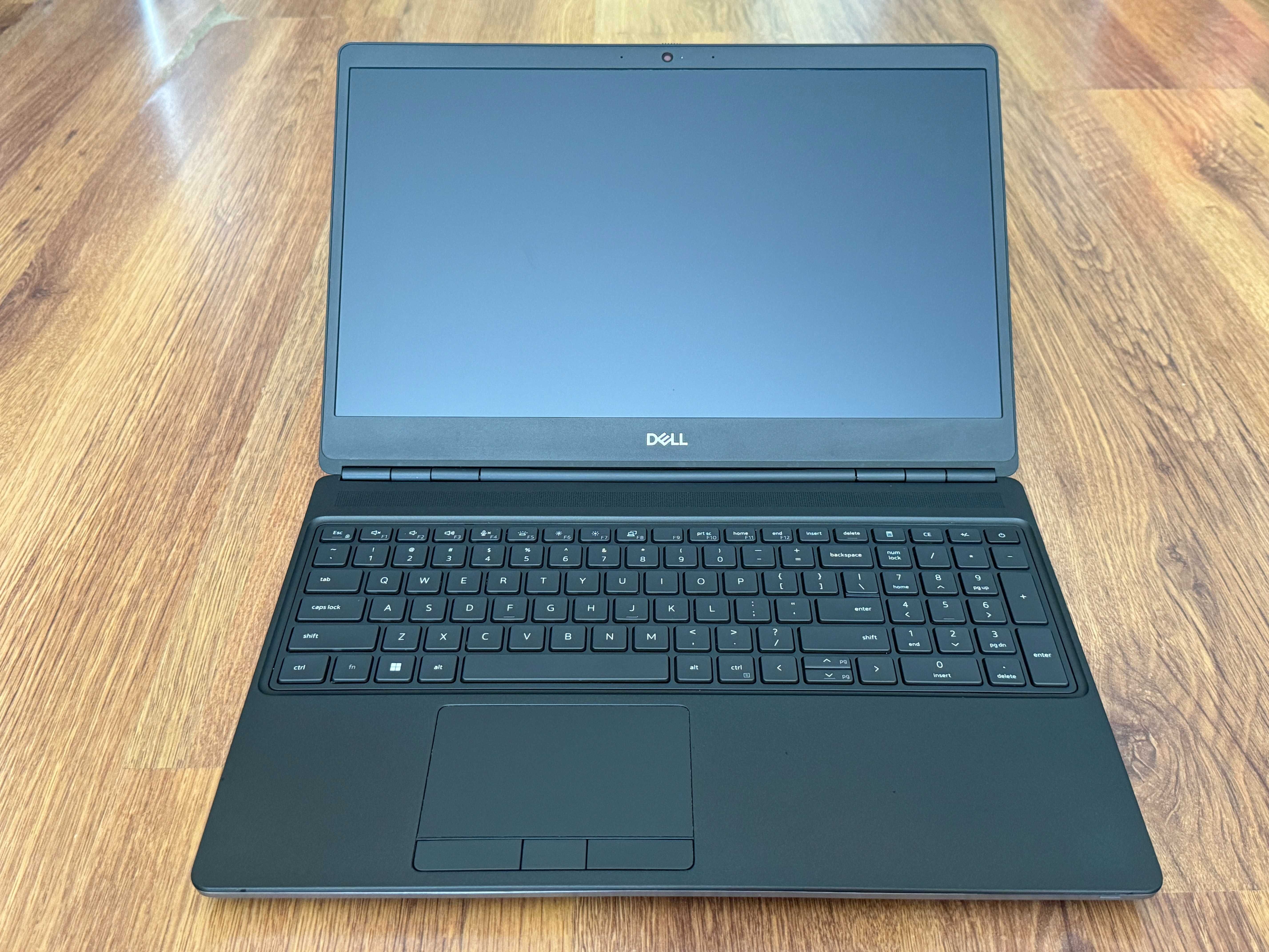 15.6 UHD 4K Xeon W-11955m DELL Precision 7560 128GB RAM/RTX A5000 16GB