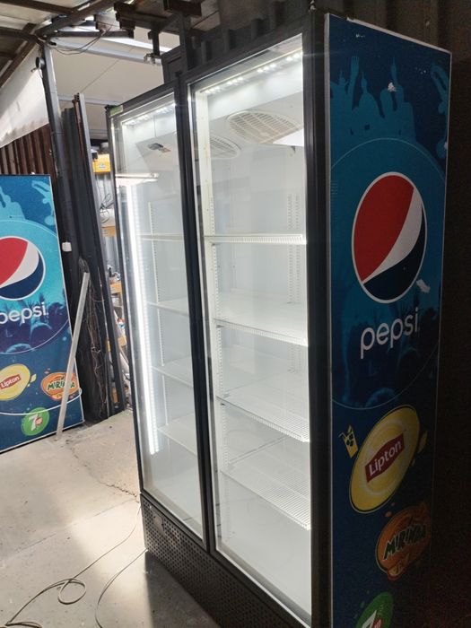 Vitrine frigorifice verticale /frigider /dozatoare /duble