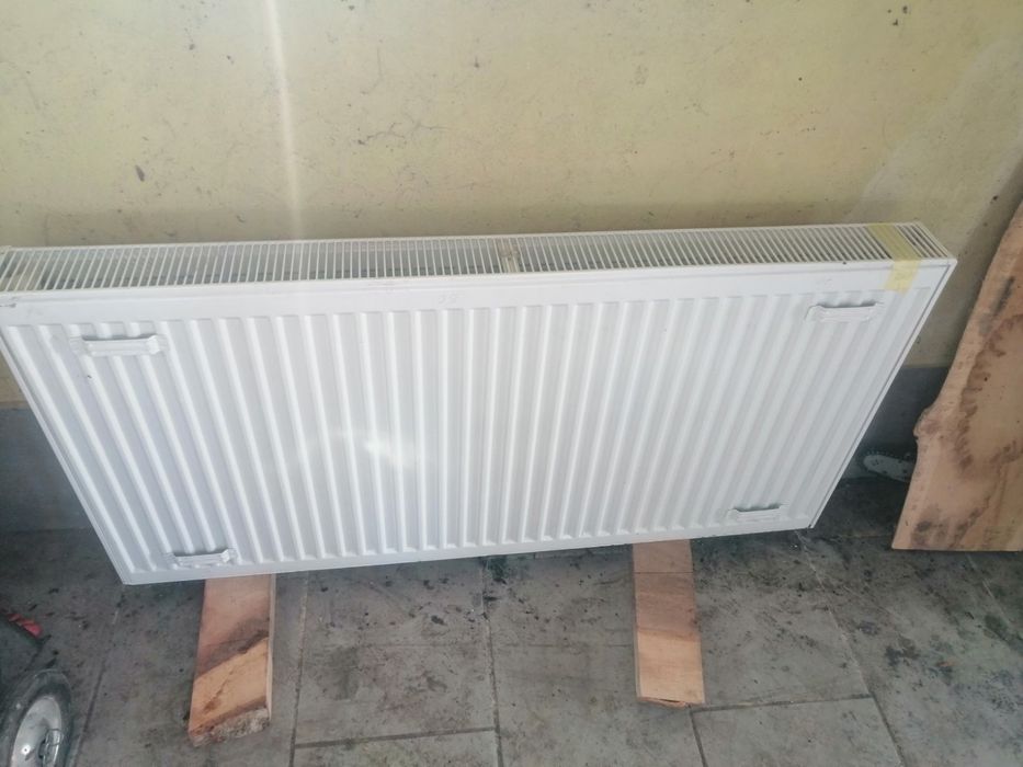 Панелен радиатор 180 на 50