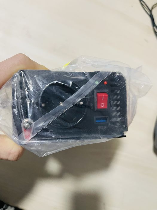 Oubotek - invertor 500W/1000W 12V-230V Nou