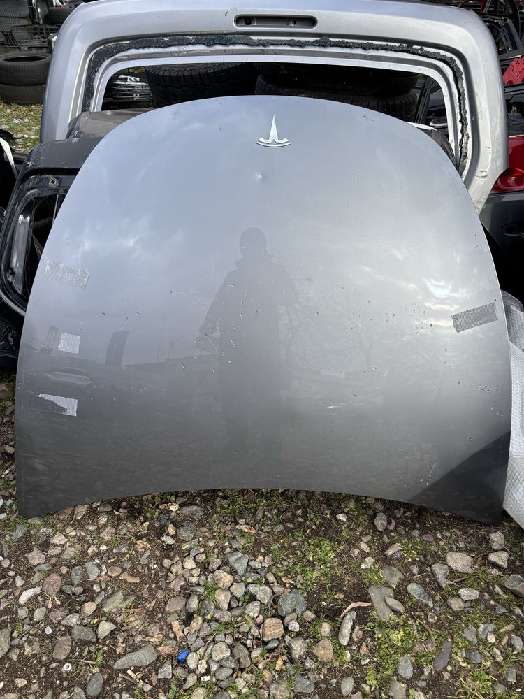 Капак Тесла/Tesla Model Y