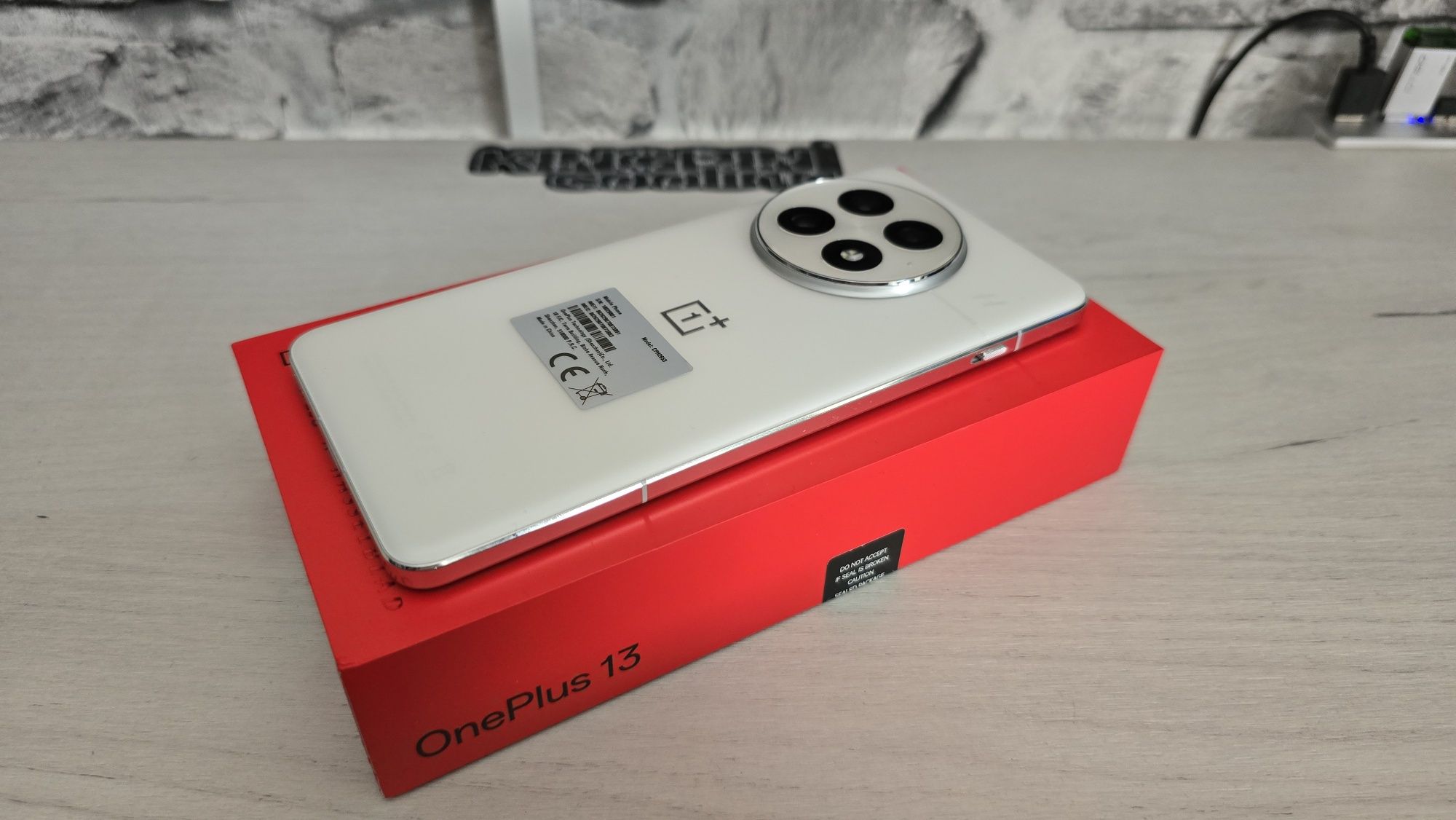 Нов OnePlus 13 512GB