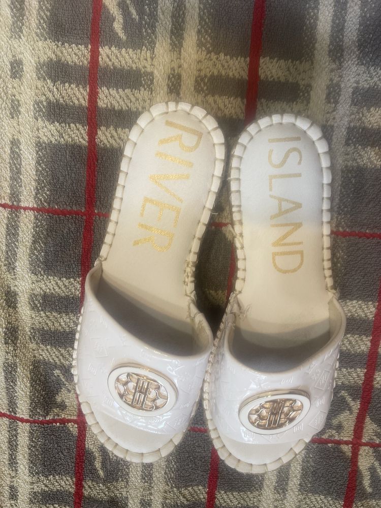 River Island-дамски чехли на платформа 39 номер