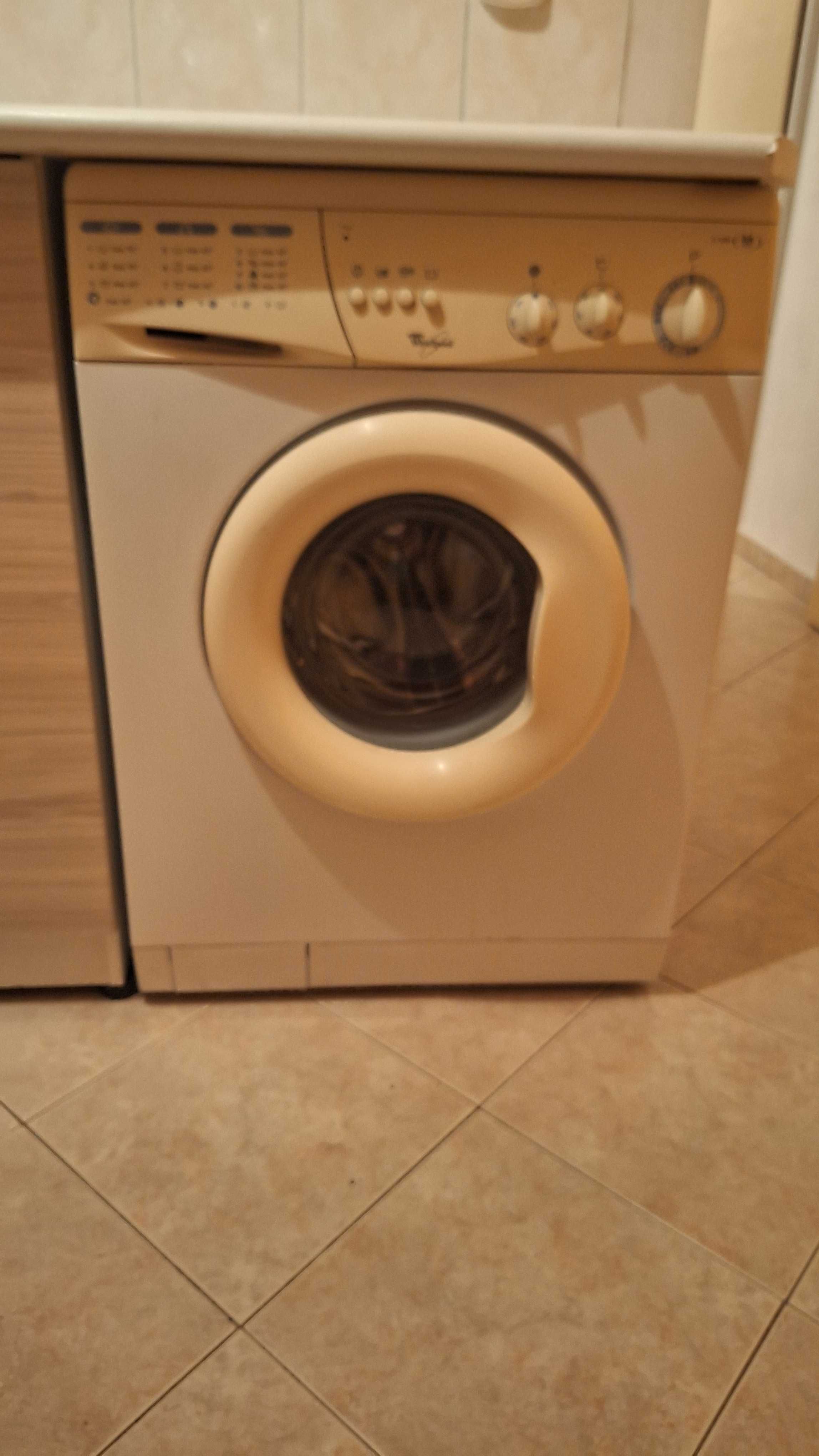 Пералня машина Whirlpool fl 5085