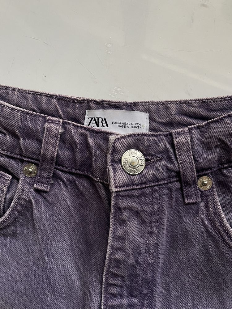 Дънки ZARA.