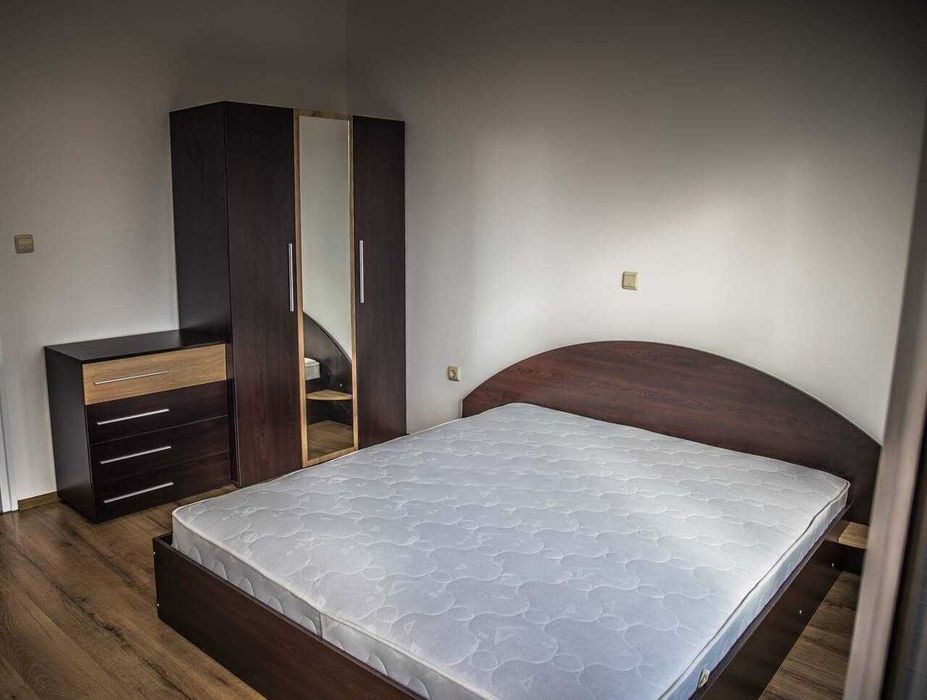 Дава се под наем Двустаен апартамент в Бургас, Меден рудник - зона А - 50 кв.м за 250 € - Снимка #2