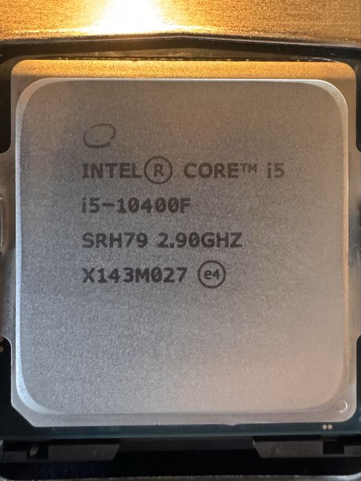 Процесор Intel i5-10400f + дъно