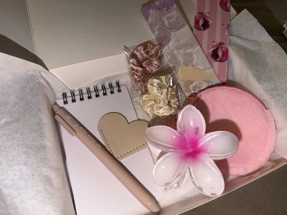 Подаръчни комплекти за жена