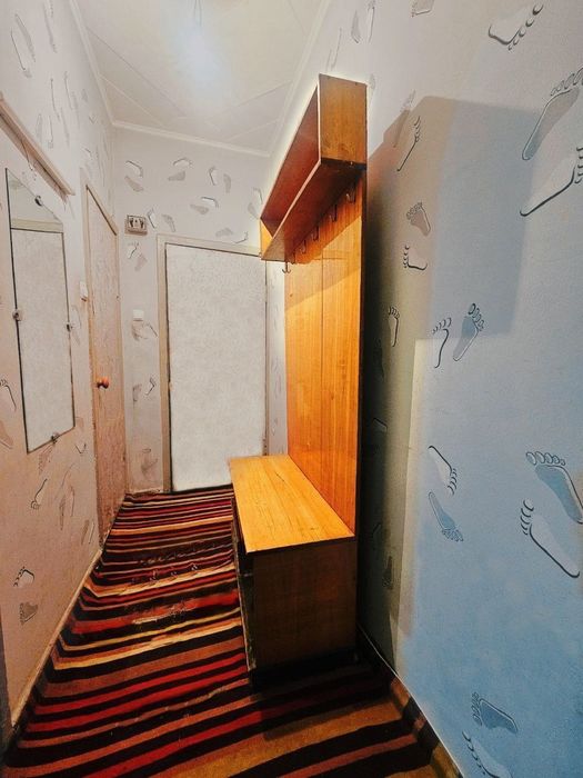 Продаётся квартира Чиланзар 19 квартал 2/4/4 панель 1,5 ×3