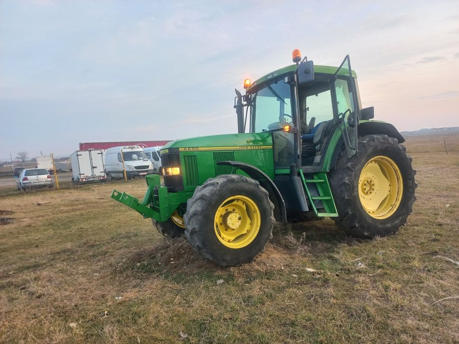 Tractor John deere 6600