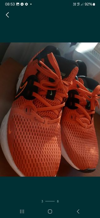 Adidași Nike 42.