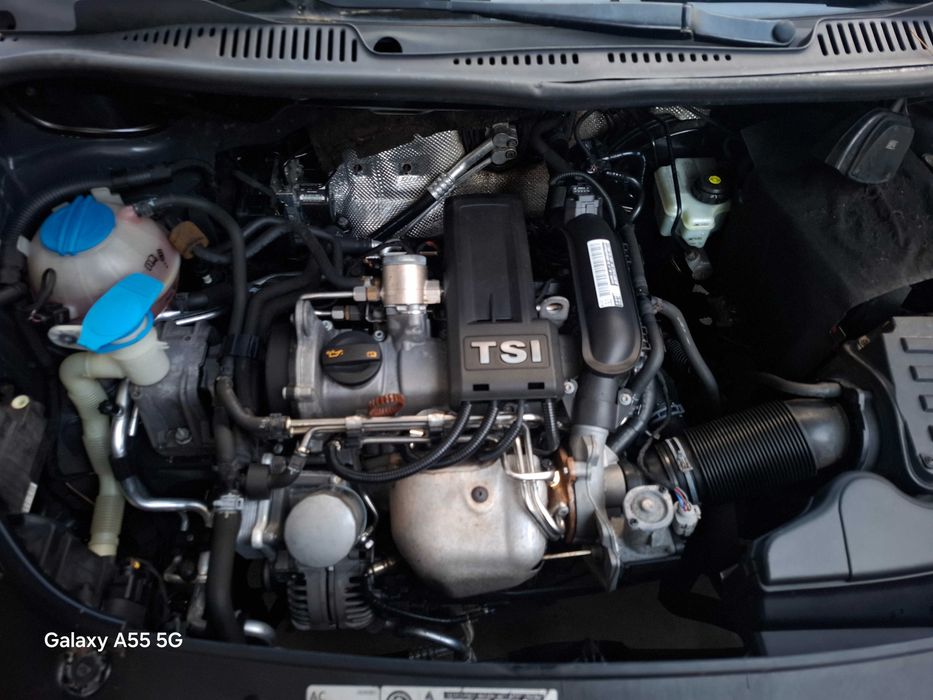 Vw touran 1,2 benzina, an 2011, 7 locuri, adus din Olanda,inscrisa