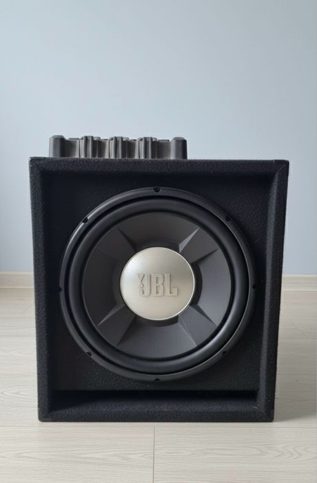 Продам Сабвуфер JBL + Усилитель Kenwood в сборе
