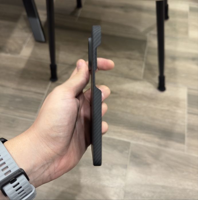 Тънак Карбонов Кейс - Pitaka - iPhone 15 Pro max