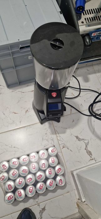 професионална кафемелачка в отлично състояние