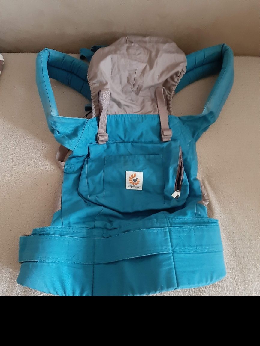 Количка с бебешки кош Maxi Cosi Bebe comfort Streety + подарък раница