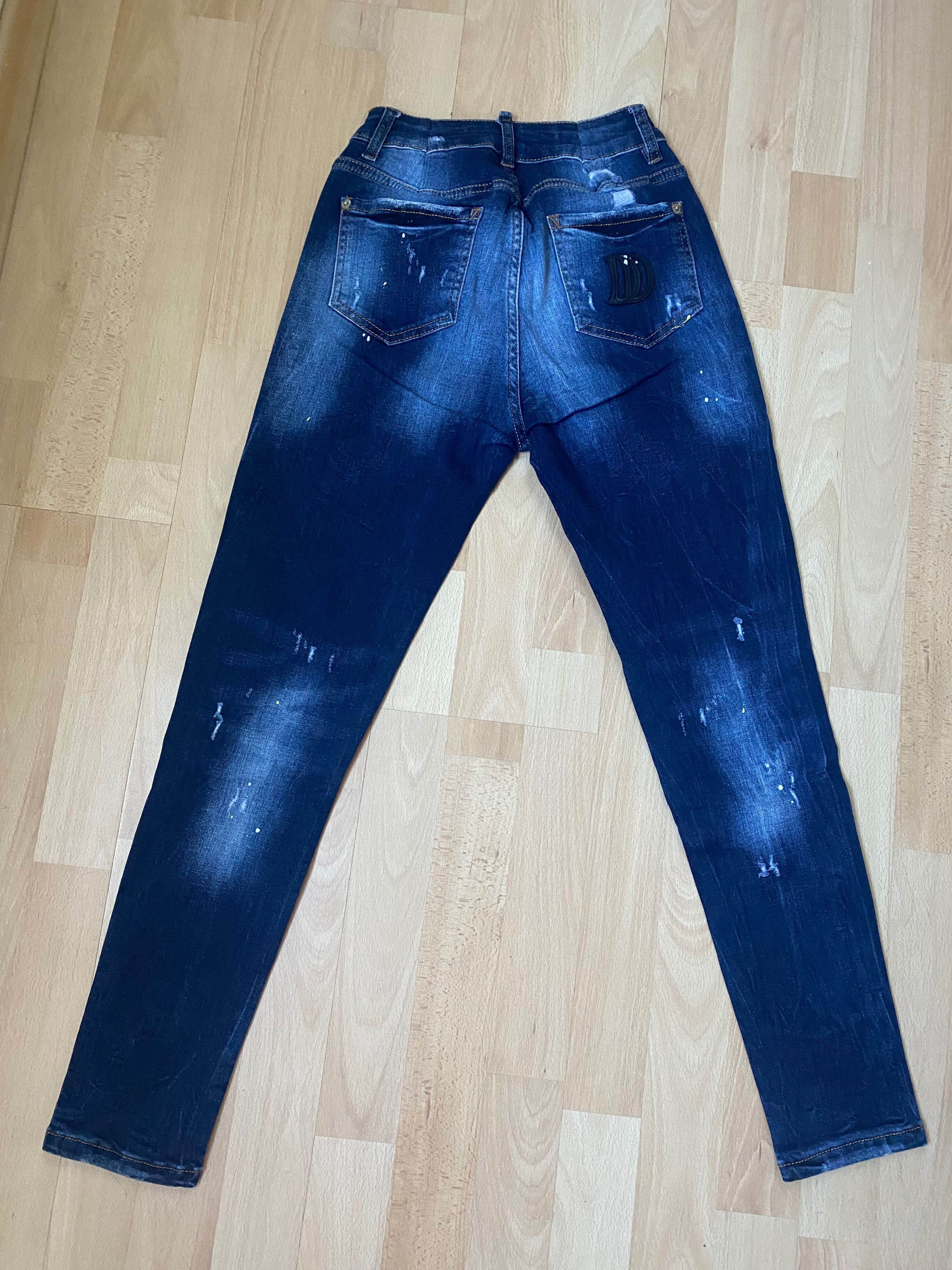Дамски дънки DSQUARED2