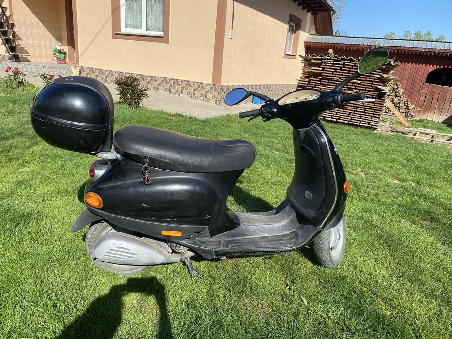 scuter piaggio vespa în stare foarte bună de funcționare