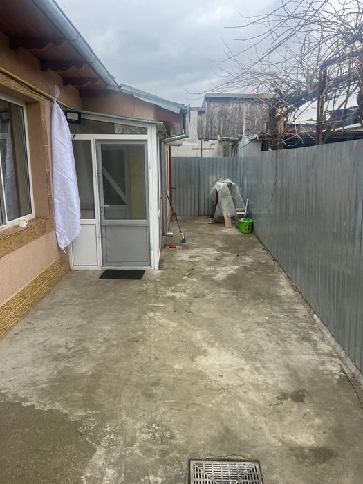 Vand casa Radu Negru