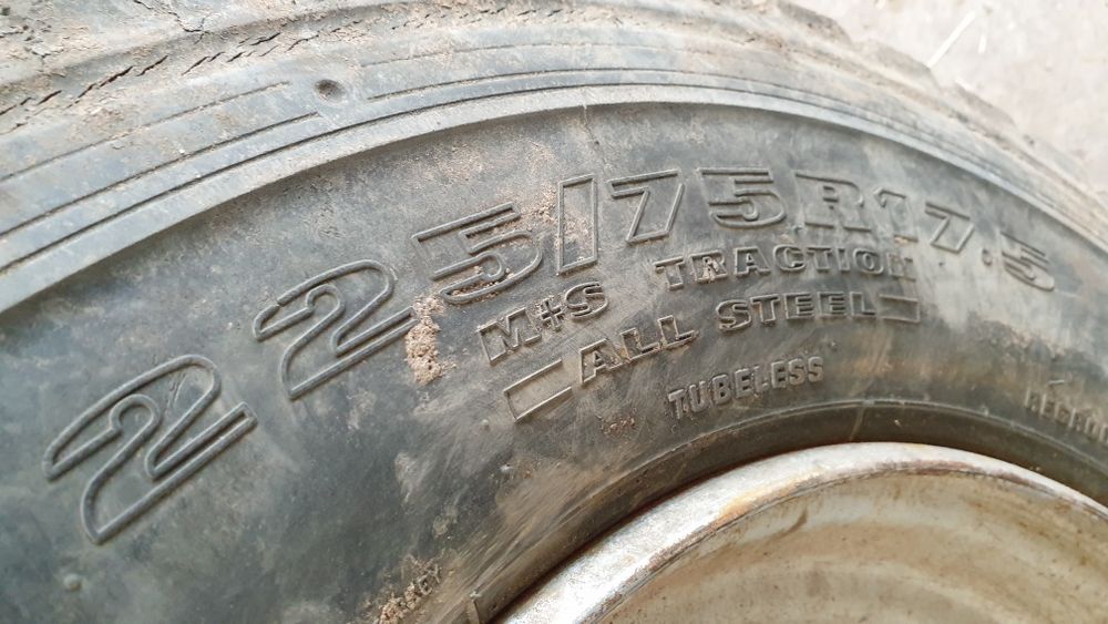 Джанта с гума 225 75 17.5