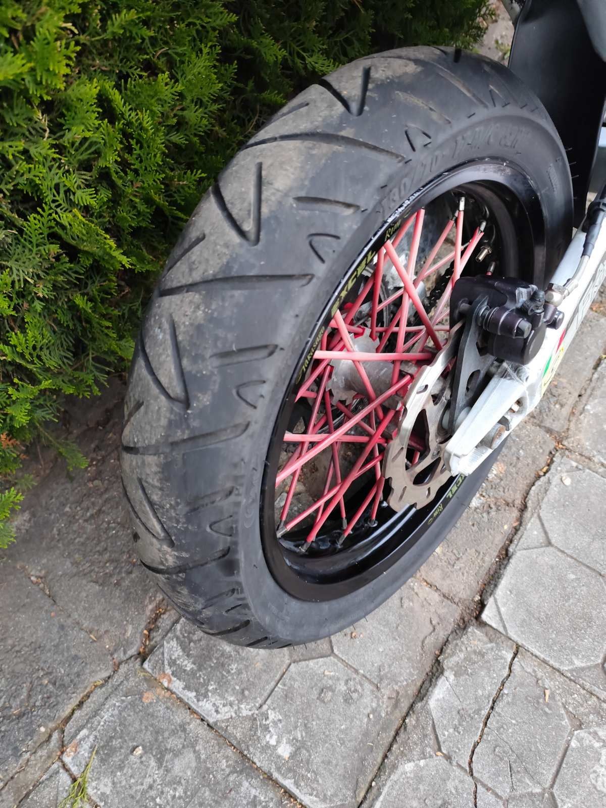 Fanatic Motor 50 Супермото с 6 скорости.