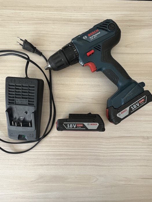 Акумулаторен винтоверт Bosch GSR 180-Li + 2x2.0 Ah батерии,зарядно