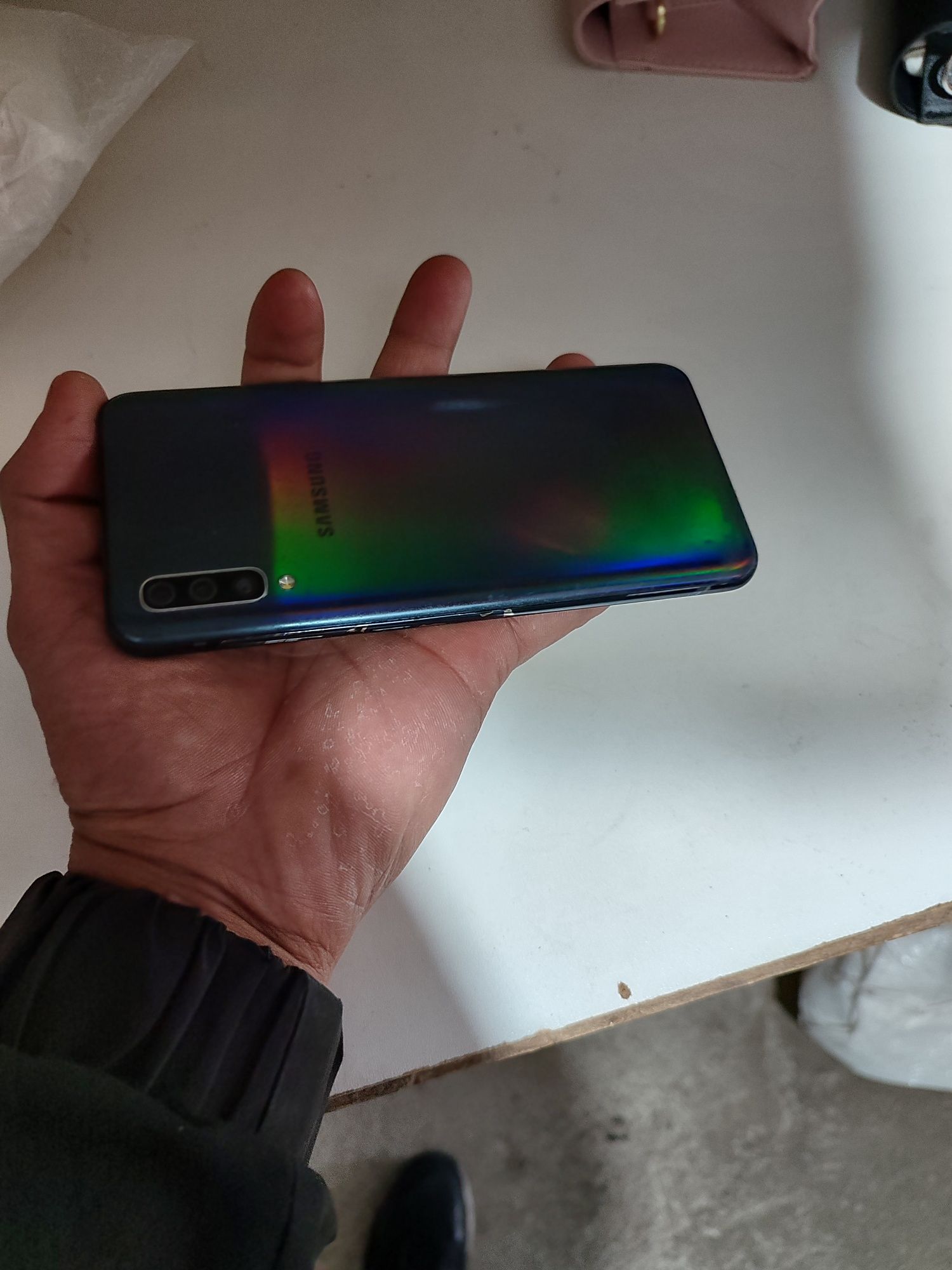 Samsung A50 holati idyal