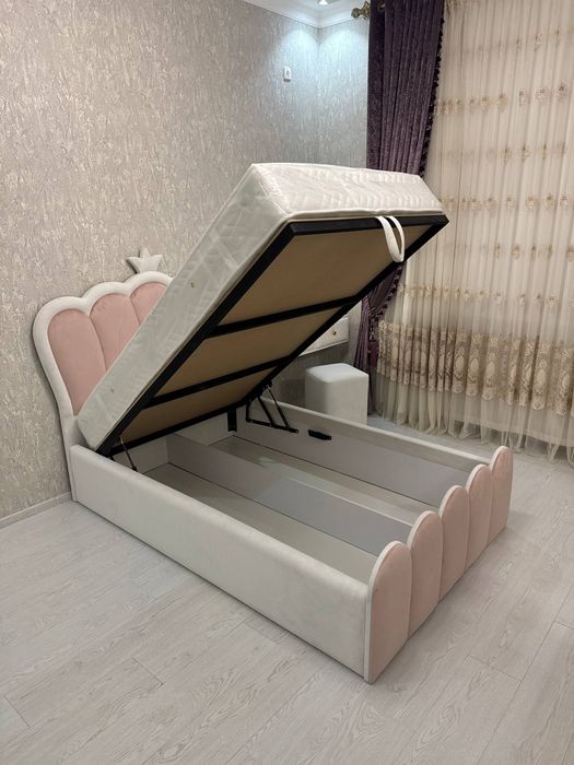 Односпальная детская кровать для принцесс