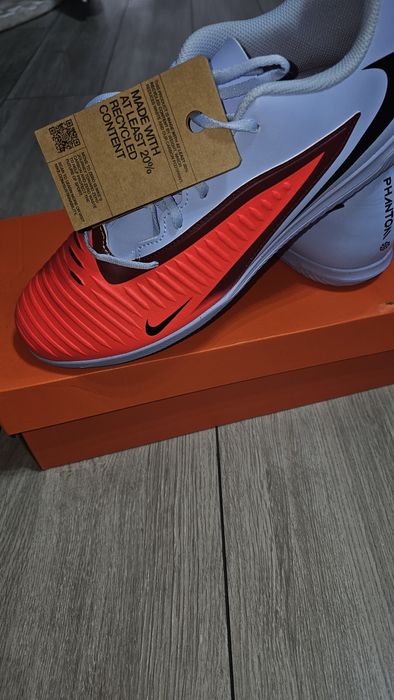 Adidasi nike phanthom