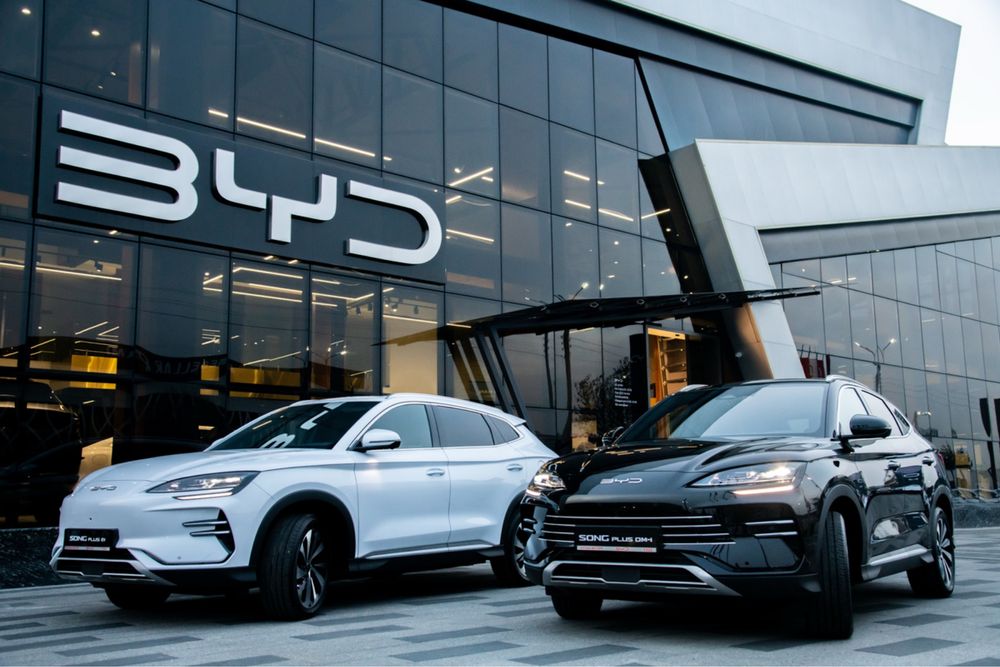 BYD chempion Full DM-i hybrid (гибрид) black (официальный дилер)