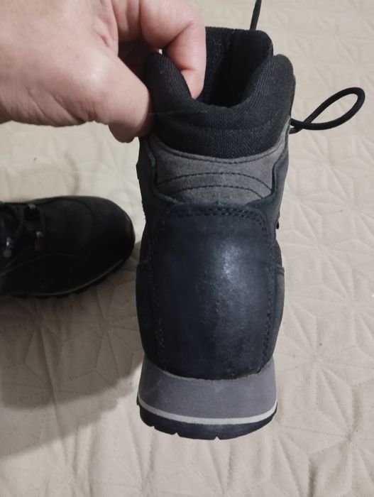 Bocanci Crispi piele naturala